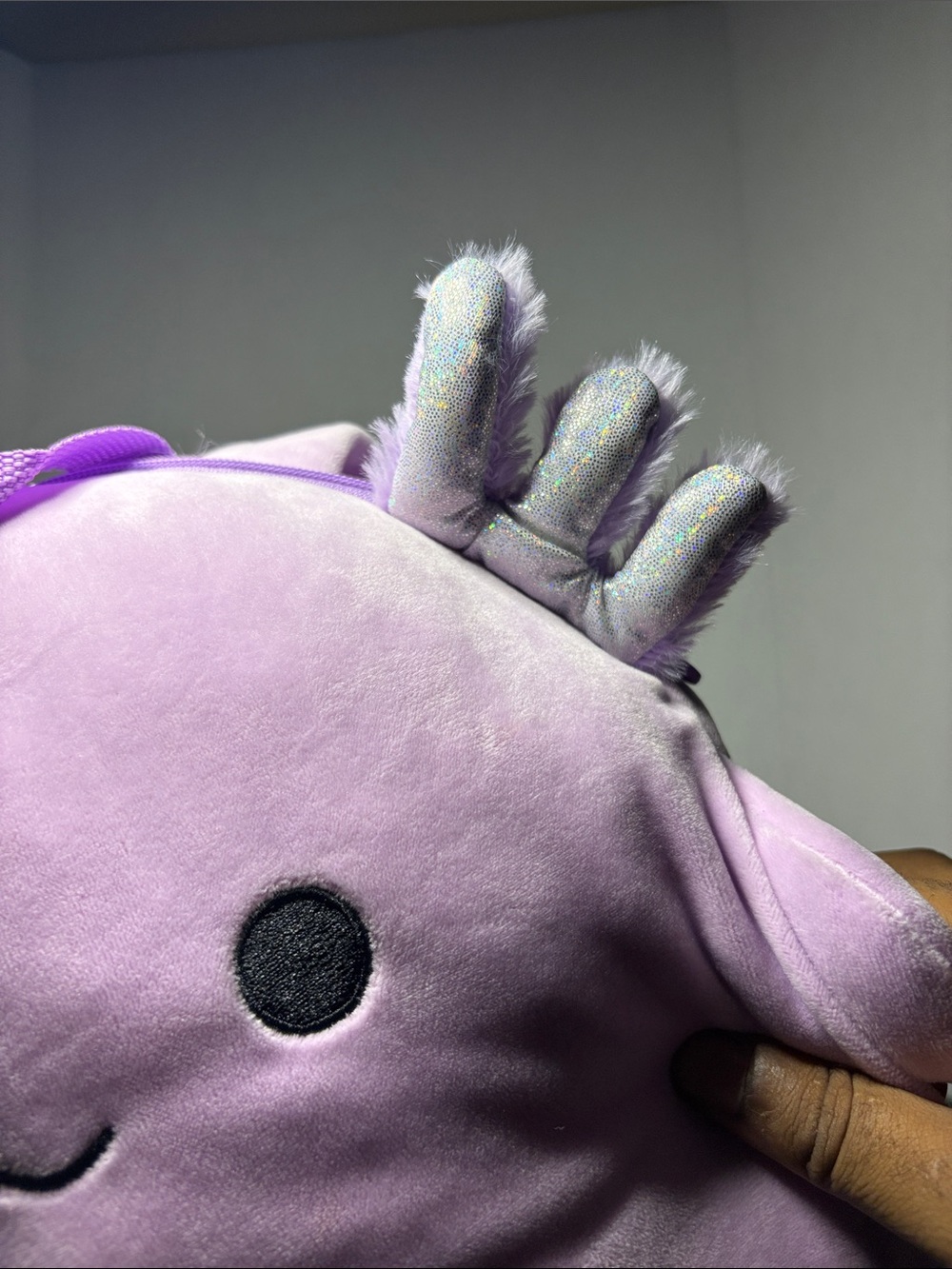 🎒 Monica the Axolotl Squishmallow Backpack NWOT - Picture 5 of 14